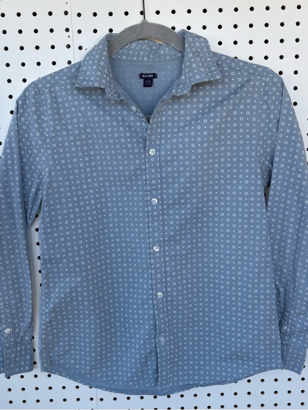 Kiabi Boys Light Blue and white Patterned Button-Down Shirt Size 12